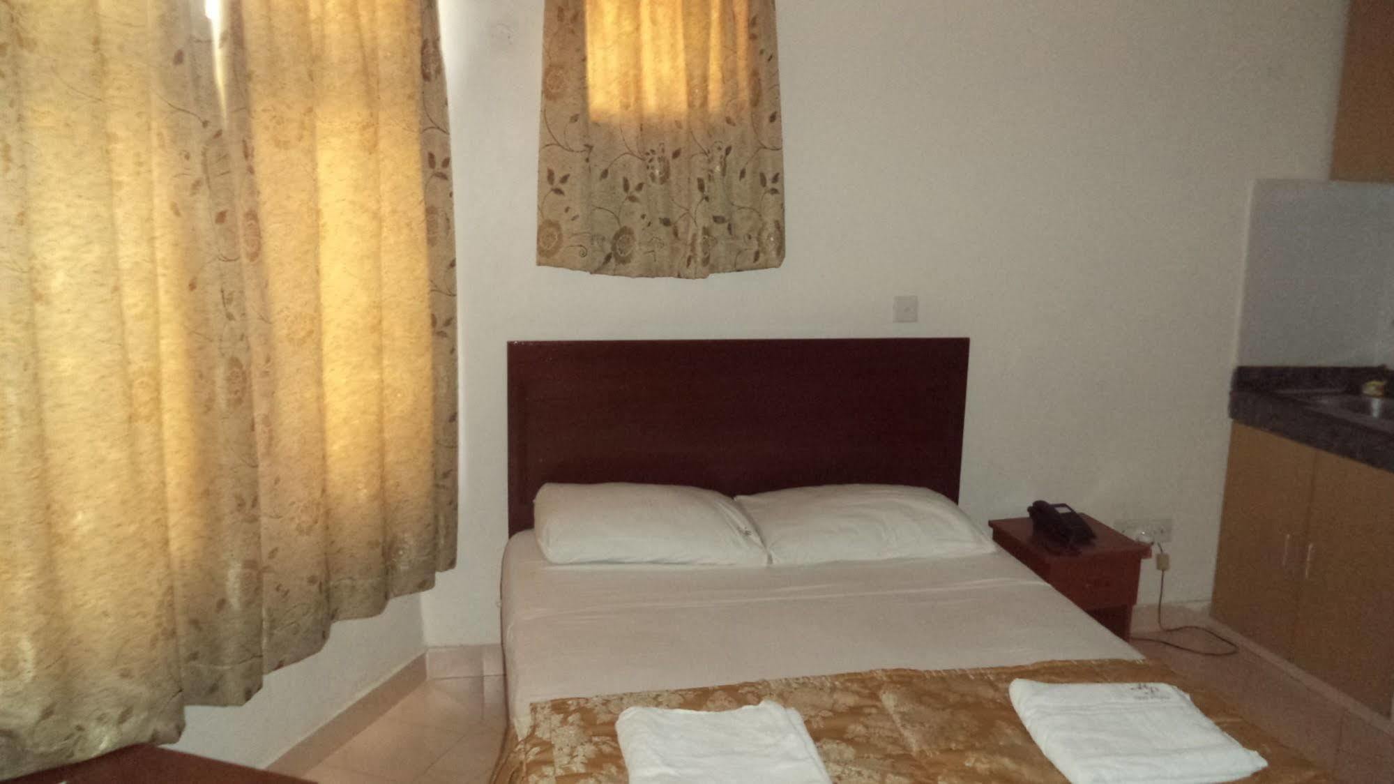 เมเพสอพาร์ตเมนท์ Apartment มอมบาซา ภายนอก รูปภาพ